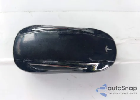 2016 Tesla Model X 60D/70D/75D/90D/P100D from USA, damaged, VIN 5YJXCBE2XGF005522